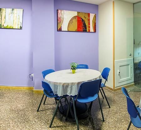 A Pousada Residencia Sants Barcelona Exterior foto