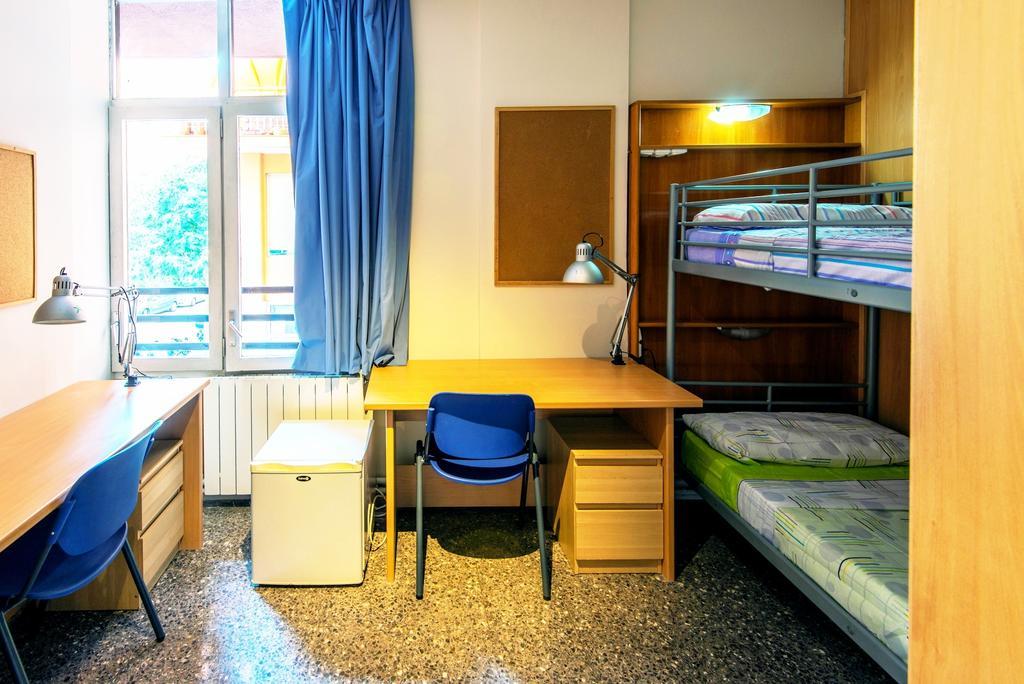 A Pousada Residencia Sants Barcelona Quarto foto