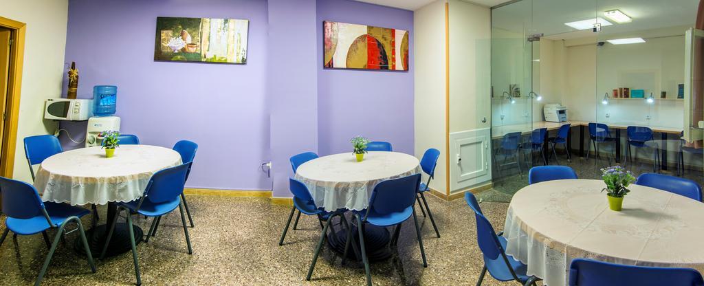A Pousada Residencia Sants Barcelona Exterior foto