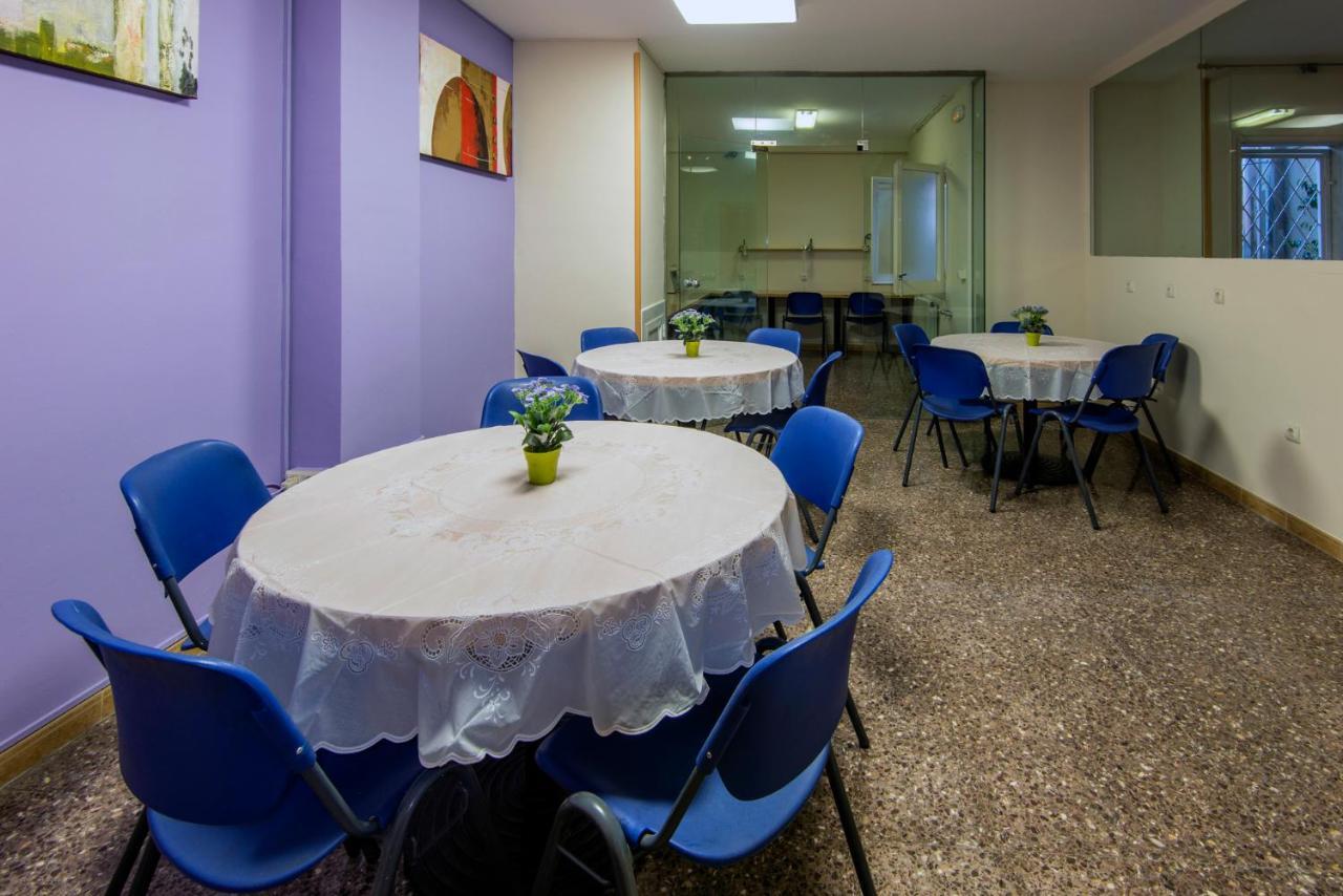 A Pousada Residencia Sants Barcelona Exterior foto