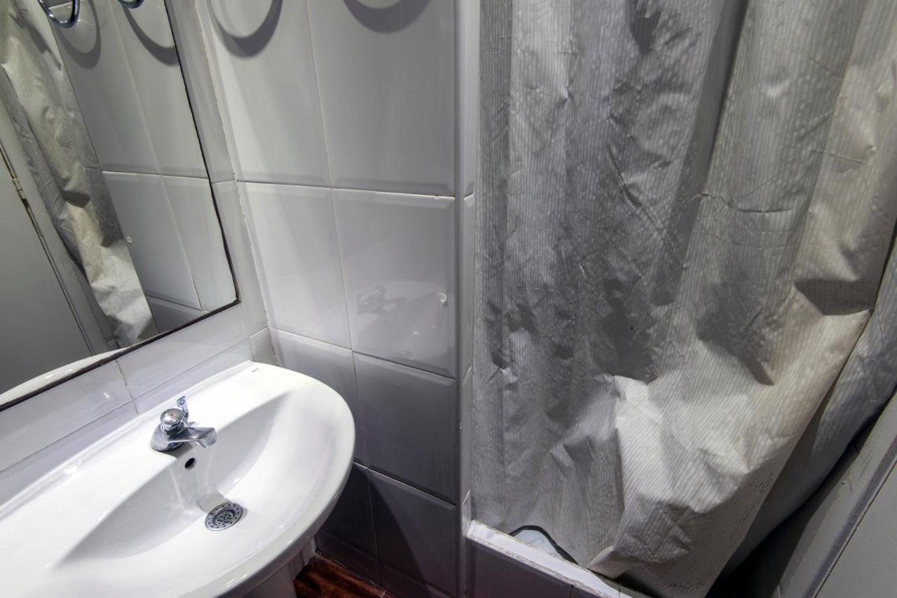 A Pousada Residencia Sants Barcelona Quarto foto