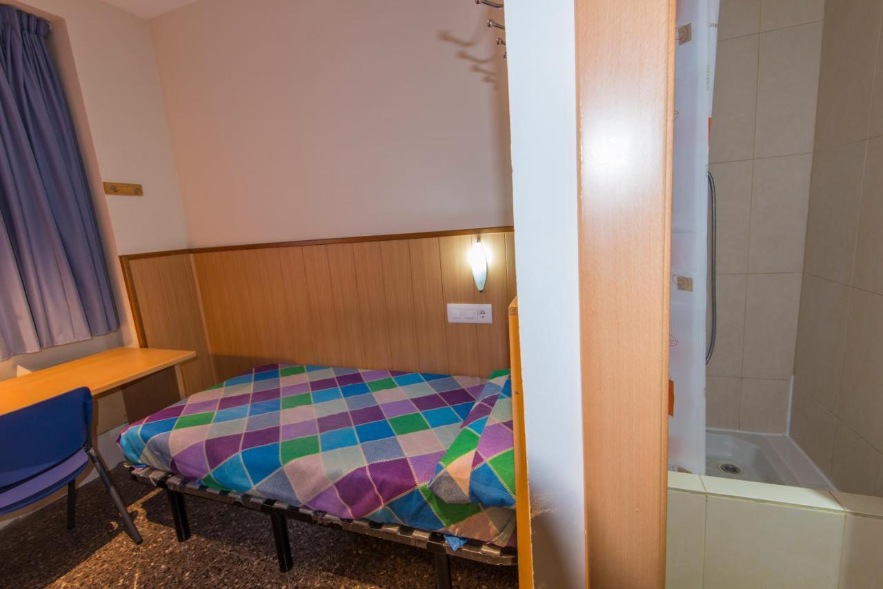 A Pousada Residencia Sants Barcelona Quarto foto
