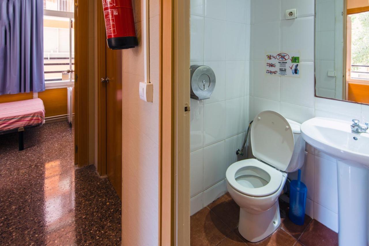 A Pousada Residencia Sants Barcelona Quarto foto