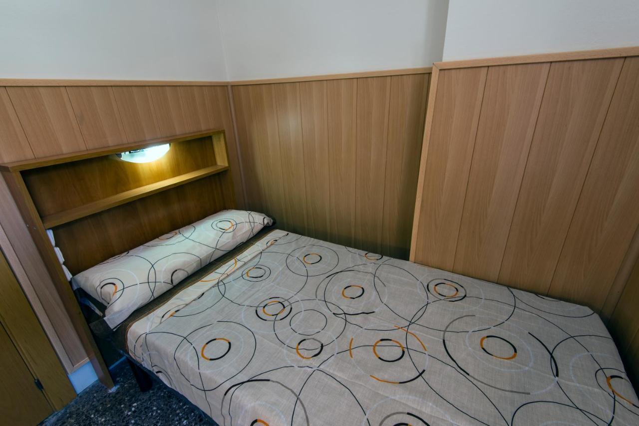 A Pousada Residencia Sants Barcelona Quarto foto