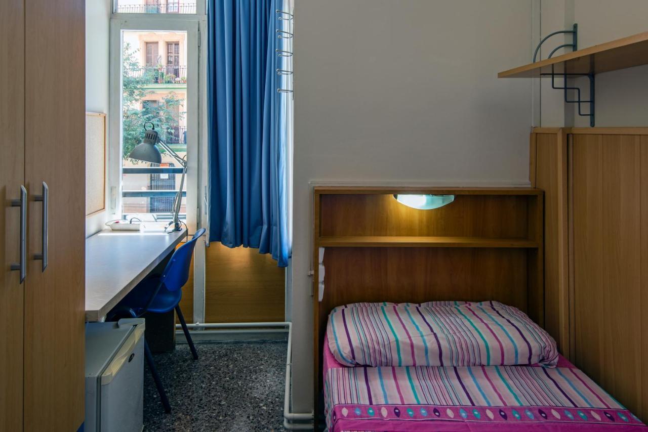 A Pousada Residencia Sants Barcelona Quarto foto